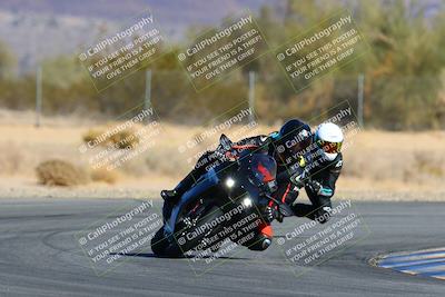 media/Jan-09-2022-SoCal Trackdays (Sun) [[2b1fec8404]]/Turn 6 (1035am)/